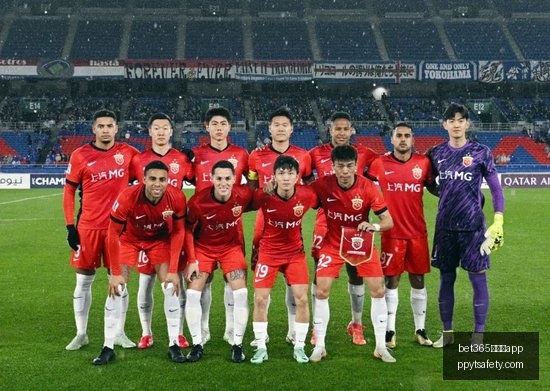 巴萨引援疑,云重重,莱万转会前,bet365中文版app官网,bet365中文版app下载,bet365中文版app登录,bet365中文版app平台